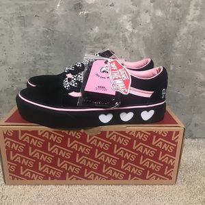 vans x lazy oaf old skool platform black & pink shoes